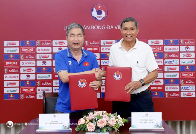 HLV Mai Đức Chung trở lại dẫn dắt tuyển nữ Việt Nam hướng đến SEA Game 2025 1 image 32
