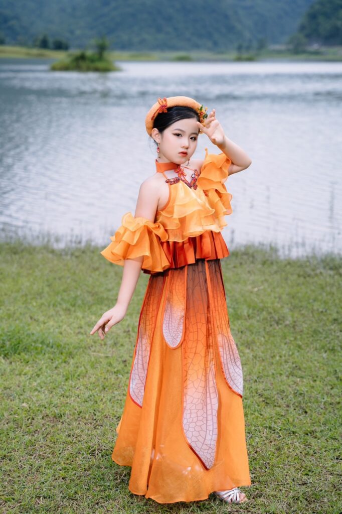 Gương Mặt Đại Diện Phạm Quỳnh Anh, Ngôi Sao Mới Nổi Làm Nức Lòng Khán Giả tại MÂY Fashion Show 3 IMG 5061