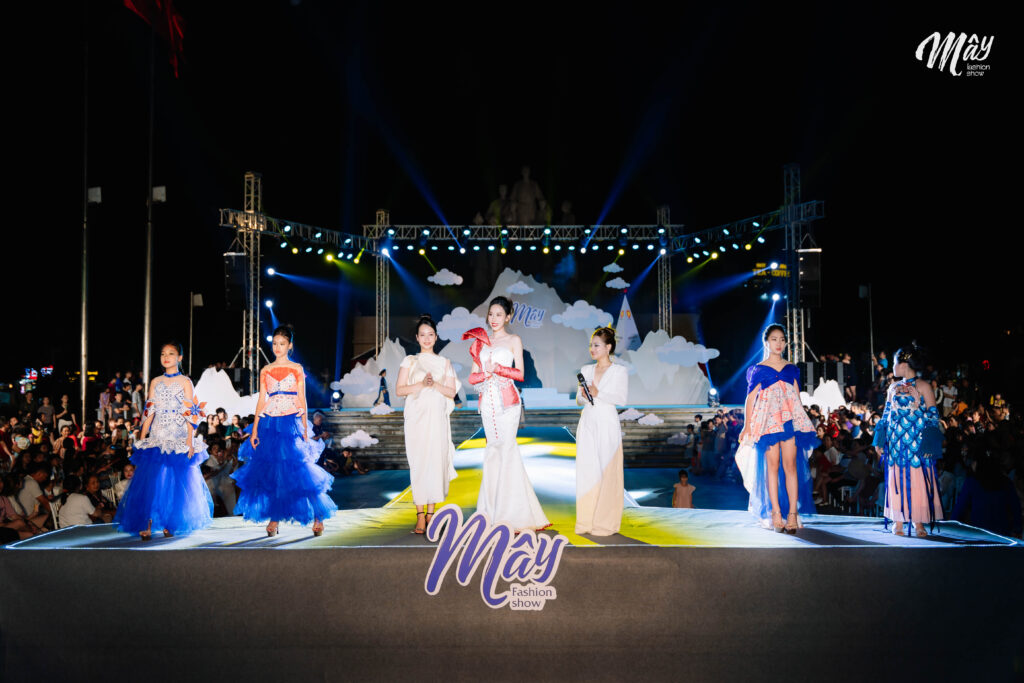 Gương Mặt Đại Diện Phạm Quỳnh Anh, Ngôi Sao Mới Nổi Làm Nức Lòng Khán Giả tại MÂY Fashion Show 6 TLV3035 1
