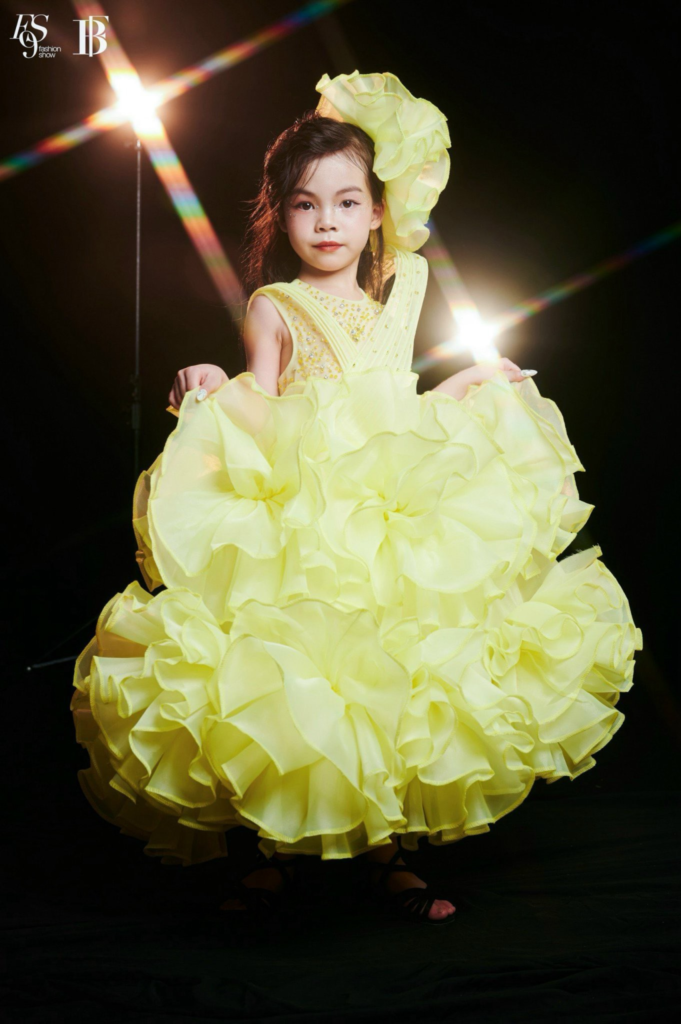 First Face Nguyễn Nhật Hạ Niềm Tự Hào Của “Xứ Sở Ước Mơ” Fashion Show 5 image 68