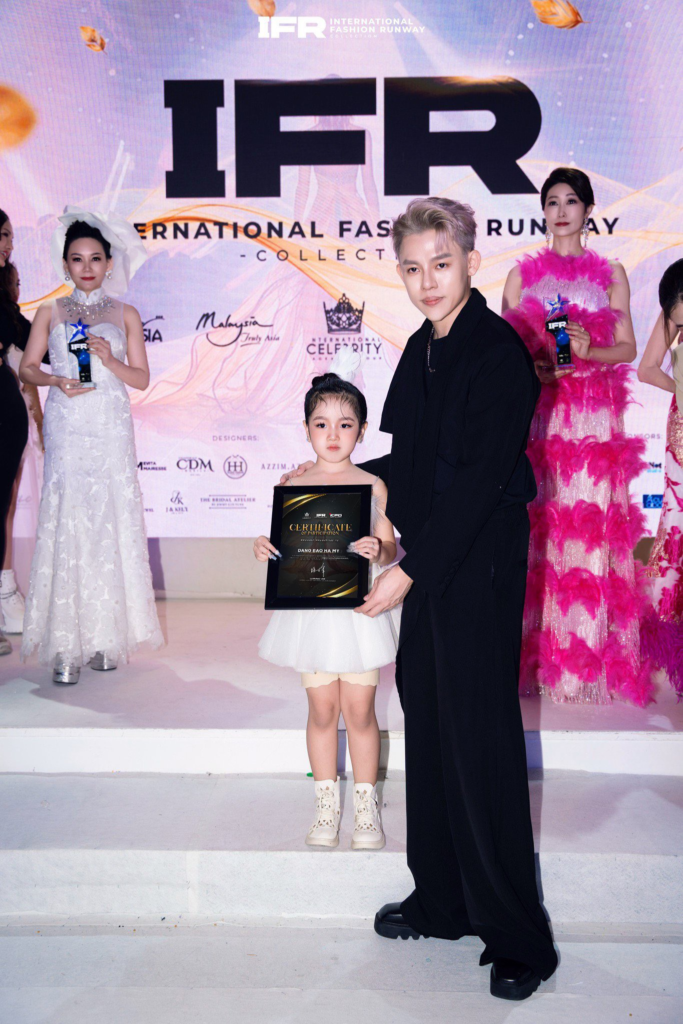 MODEL KID Đặng Bảo Hà My Gây Ấn Tượng Tại INTERNATIONAL FASHION RUNWAY 2024 Malaysia 5 image 25