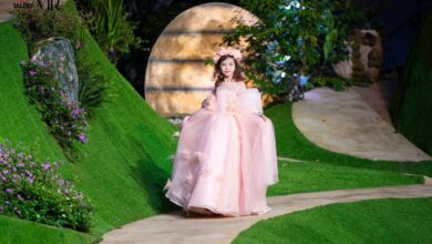 Đại sứ Vietnam Iconic Runway Season 4 Nguyễn Thảo Đan Uyên sải bước bên cạnh Miss International Queen Vietnam 2023