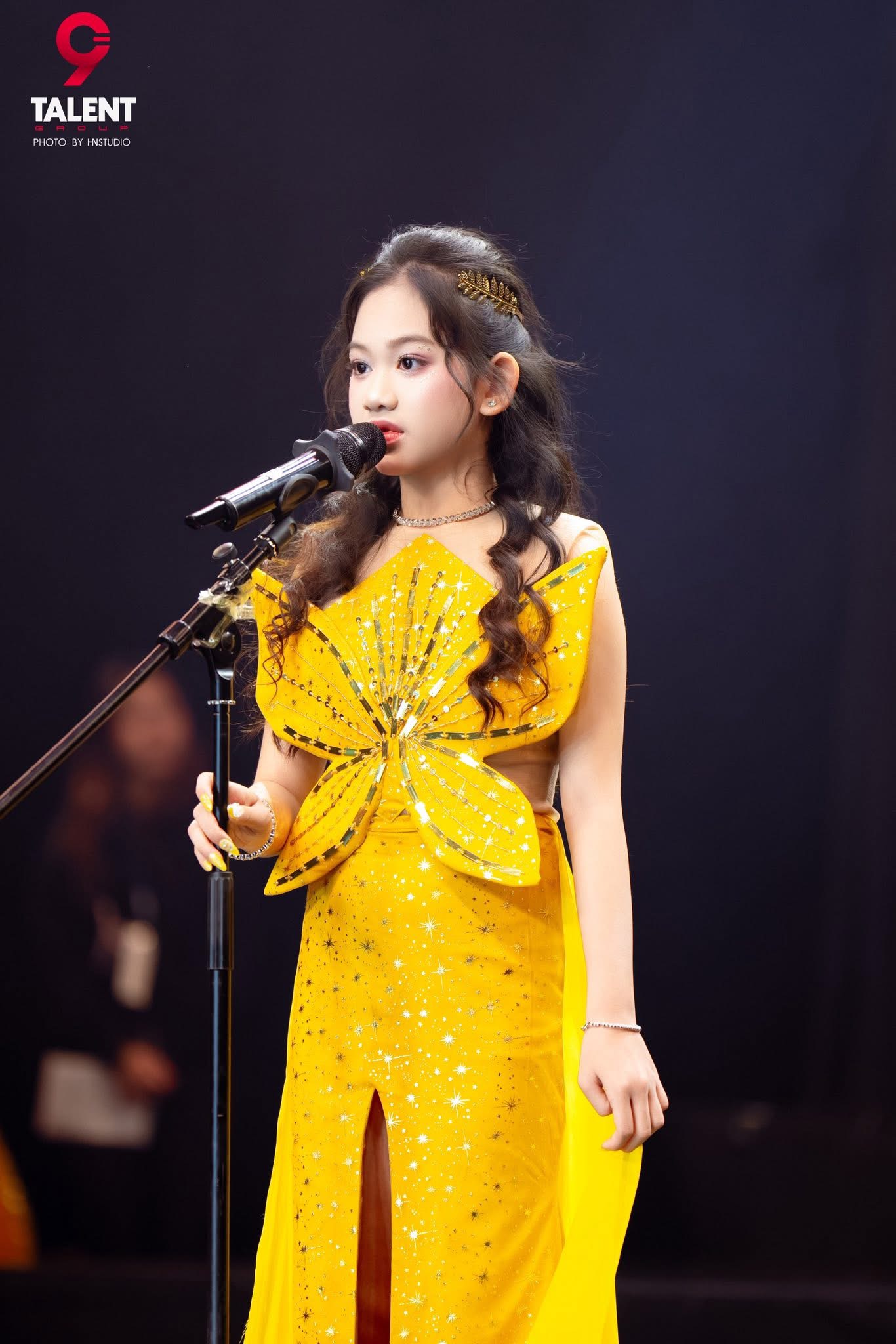 Sofia An Nhiên phong thái chuẩn model kids toả sáng với danh hiệu “Siêu mẫu nhí toả sáng 2025” 2 IMG 1113