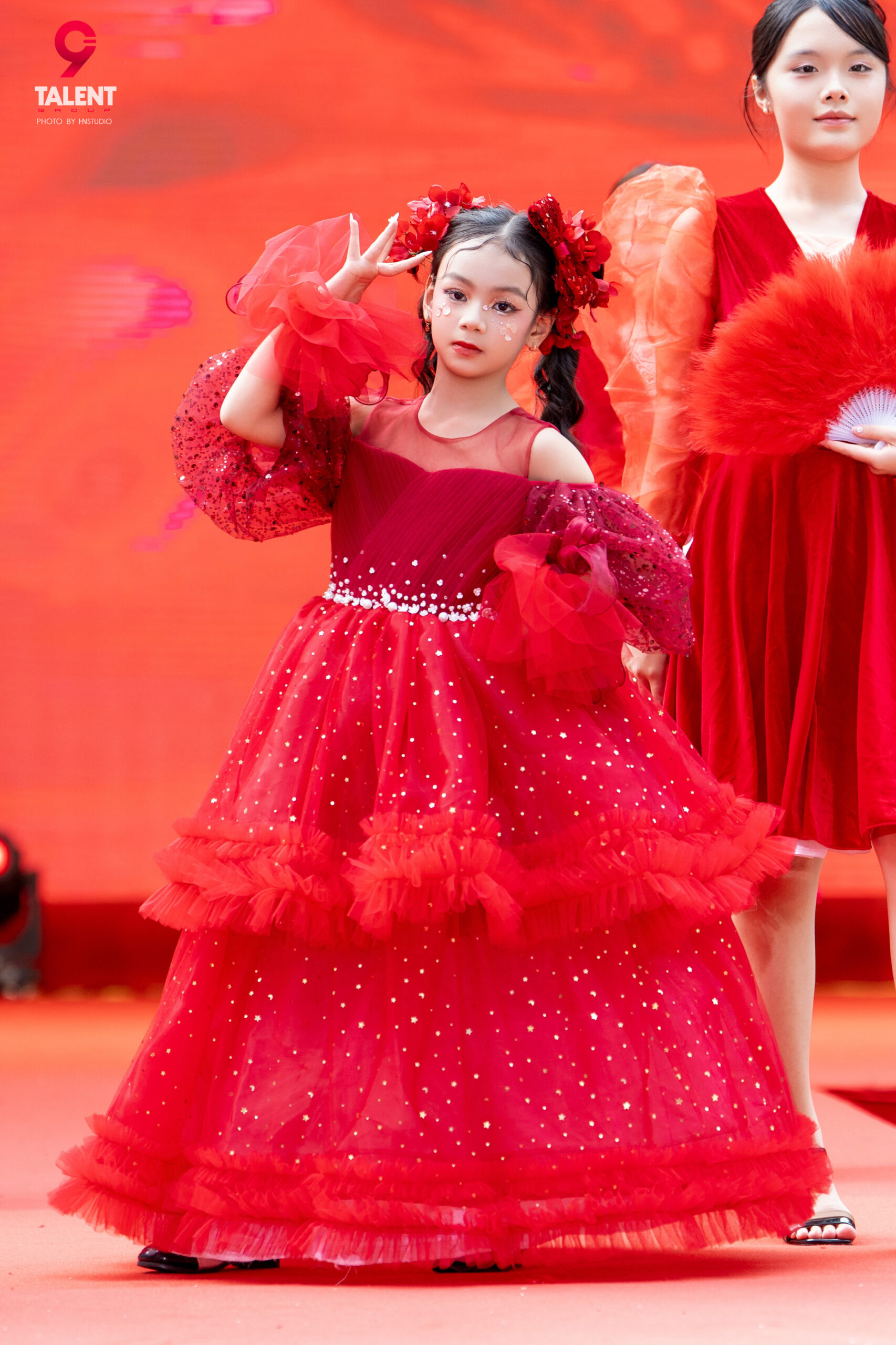 Vedette Nguyễn Hoàng Thục Quyên tỏa sáng ấn tượng tại “Mã Đáo Xuân” 2026 1 MaDaoXuan 728 scaled