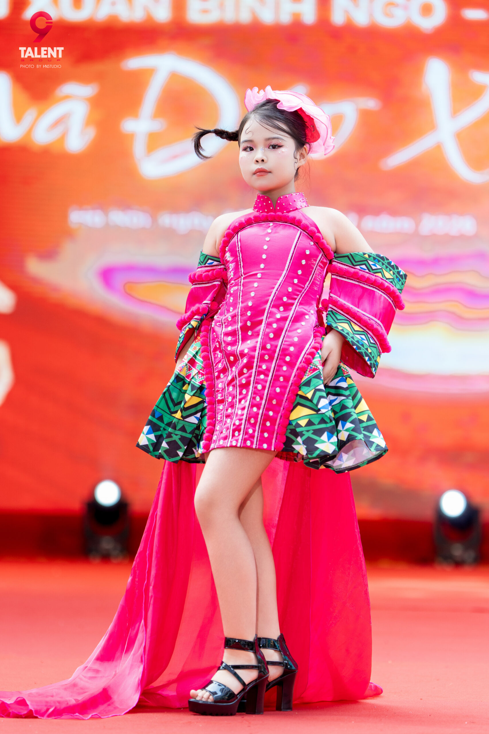 Đại sứ Rosie Bảo Anh gương mặt tài năng nhí tỏa sáng tại “Mã Đáo Xuân 2026” 2 MaDaoXuan 837 scaled