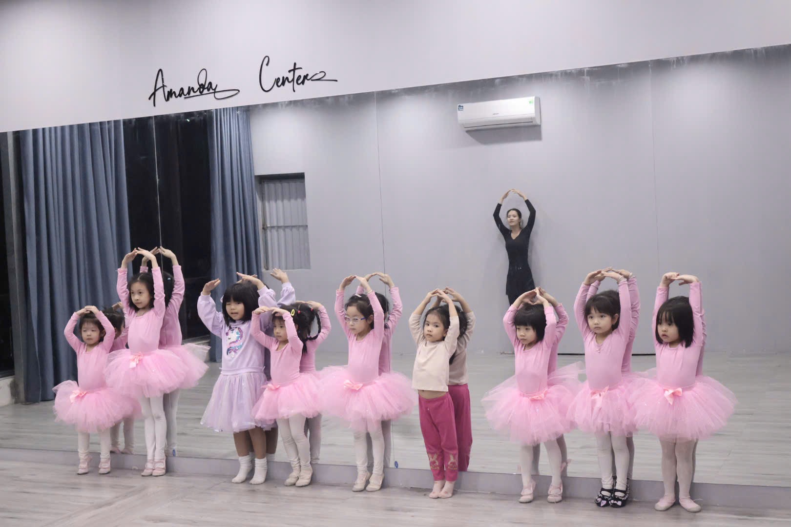 Tạ Thị Phương Thảo - Người gieo ước mơ sân khấu cho thế hệ tài năng nhí tại Ninh Bình 1 IMG 3379