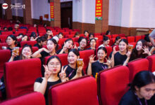 Tinh thần tích cực của các thành viên góp phần duy trì không khí sôi nổi tại buổi tổng duyệt. (Ảnh: BTC)