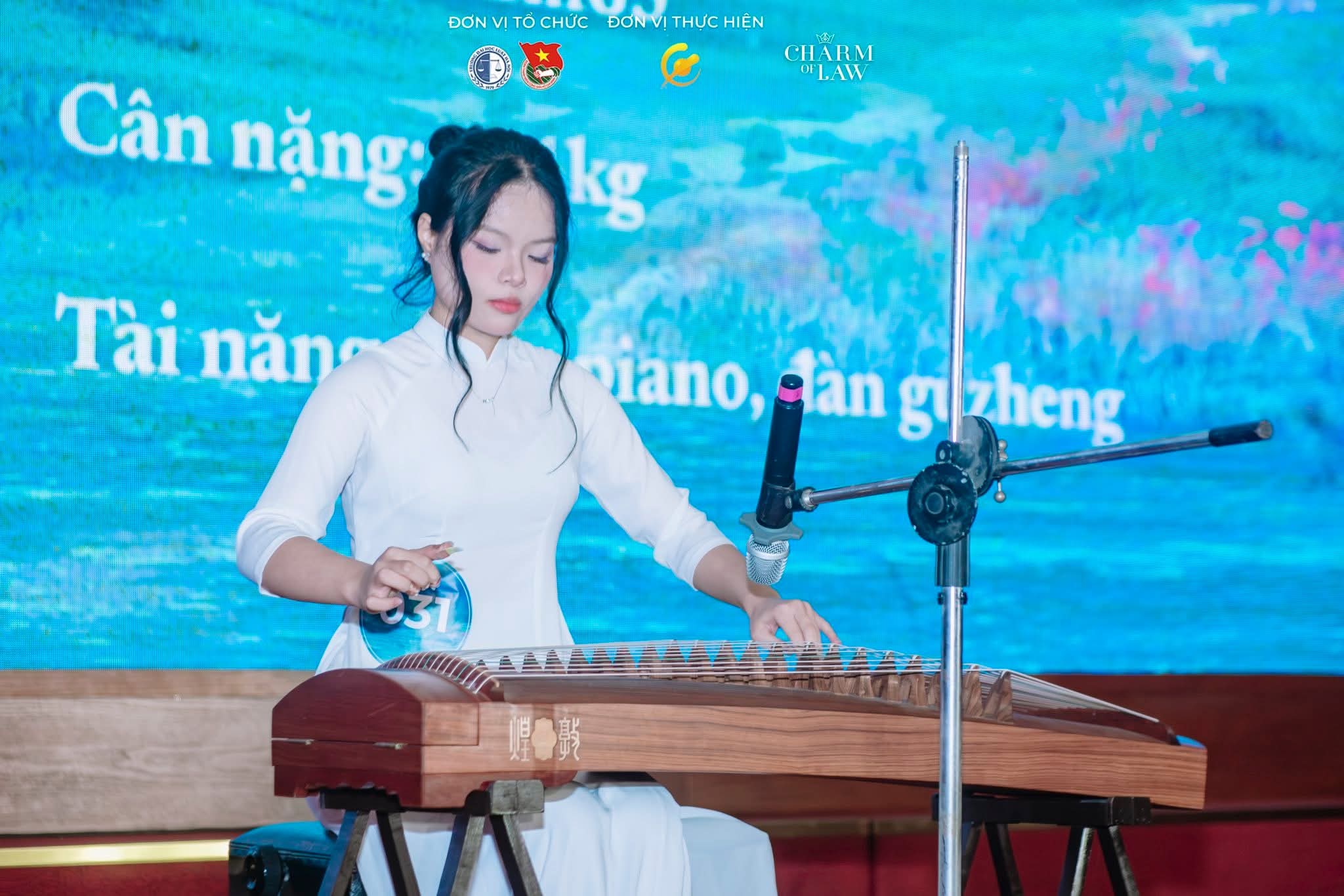 Anh 2 2